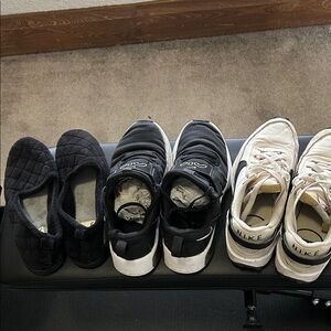 Nike Kids Black and White Sneakers